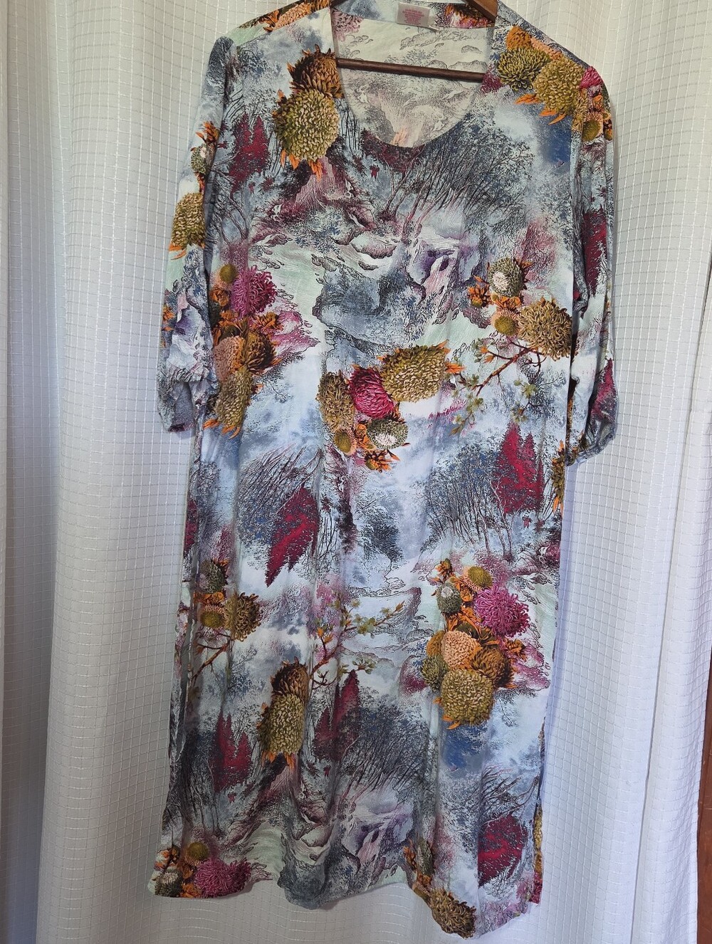 Neeru Kumar Tunic Dress Art To Wear, 3XL, Landscape Floral With Slide Slits - Picture 2 of 13